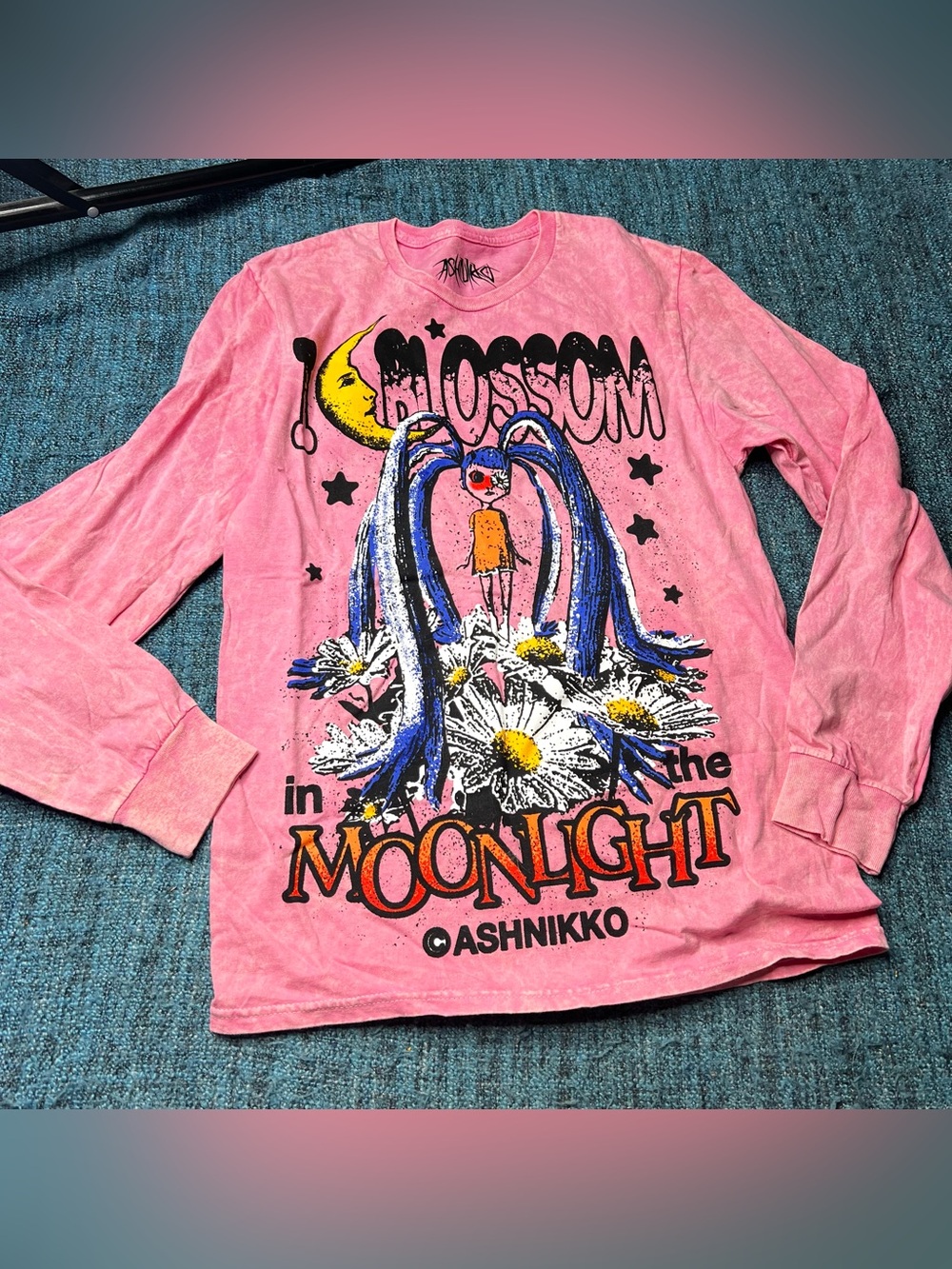 Ashnikko Blossom in the Moonlight Pink Long Sleeve Graphic T-Shirt Size Small